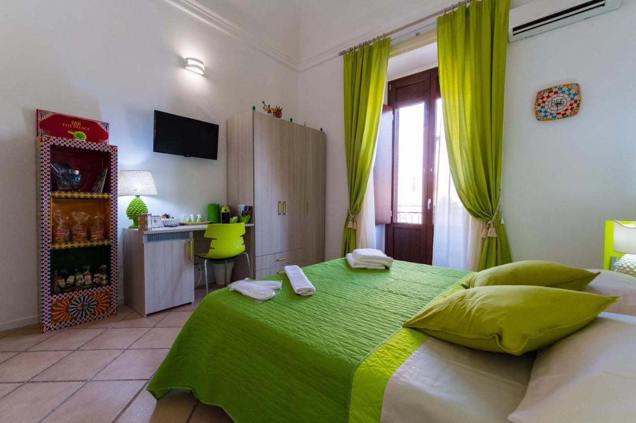 The Palace B&B And Apartments Santo Stefano di Camastra Kültér fotó
